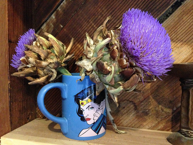 Blue Wonder Woman mug with purple flowers